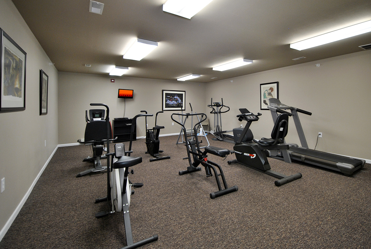 Gym equipment at Swanhaven Manor